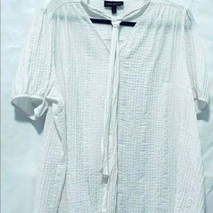 LANE BRYANT Womens SS Lightweight Casual Shirt with Necktie Style